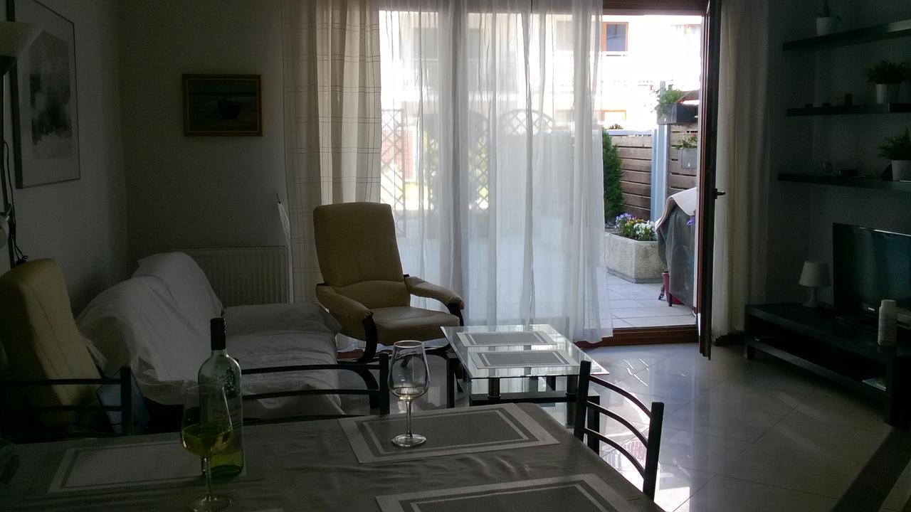 Swinoujscie Platan Patio 6 - Berry Apartments Luaran gambar